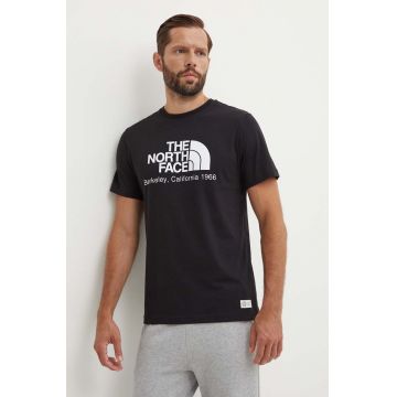 The North Face tricou din bumbac M Berkeley California S/S Tee barbati, culoarea negru, cu imprimeu, NF0A87U5JK31