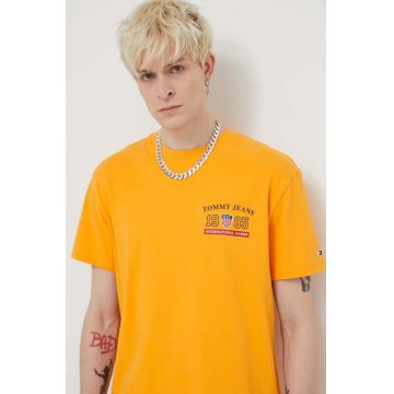 Tommy Jeans tricou din bumbac Archive Games bărbați, culoarea galben, cu imprimeu, DM0DM19545