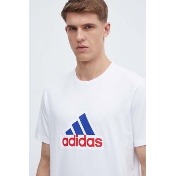 adidas tricou din bumbac barbati, culoarea alb, cu imprimeu, IS3234