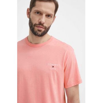 Tommy Jeans tricou din bumbac bărbați, culoarea roz, cu imprimeu DM0DM18872