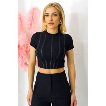 Tricou crop IKA, cu striatii si insertii din piele ecologica, Negru